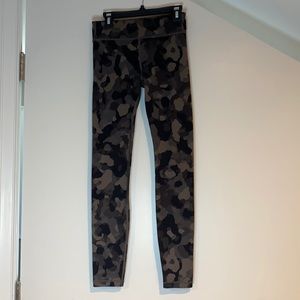 Athleta girl printed chit chat tight. Size 12 (large)